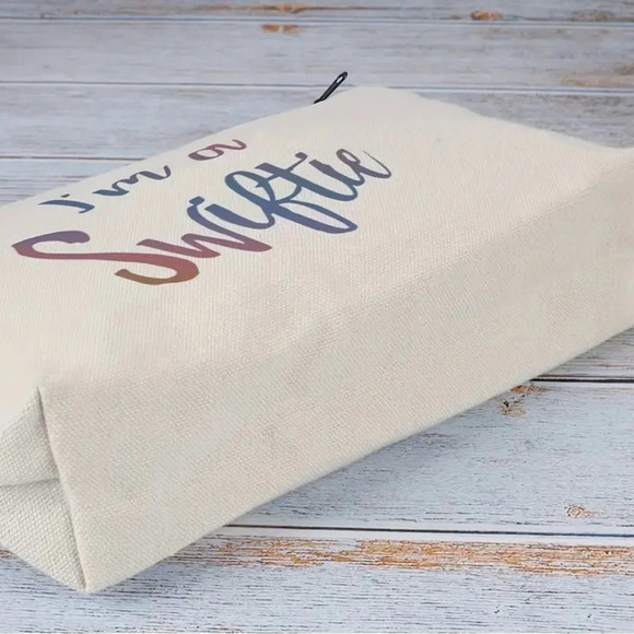 Cosmetic Makeup bag. Brand new - Picture 2 of 4